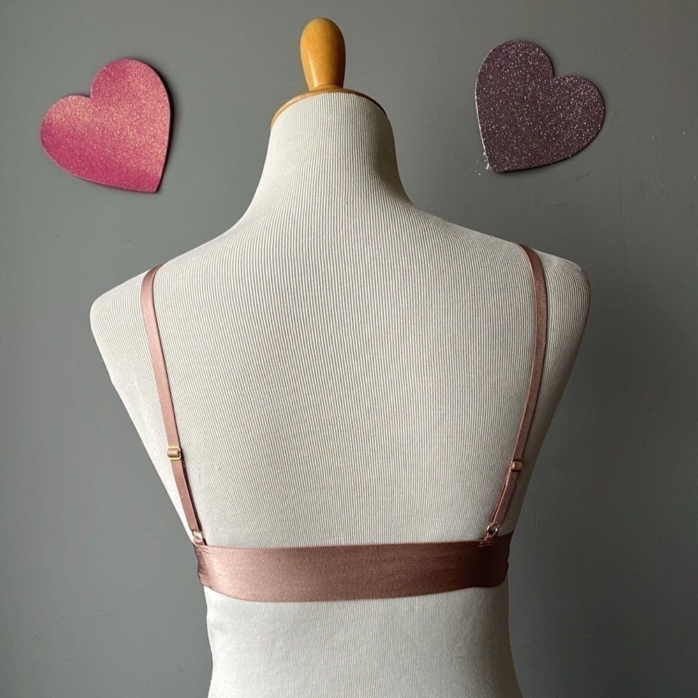 NWT Urban Outfitters bralette - Picture 2 of 3